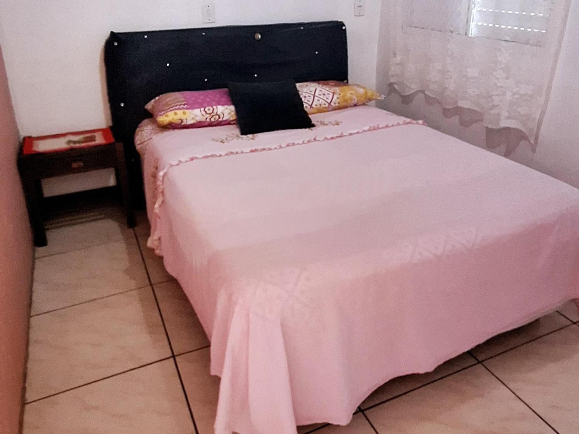 Kitnet K1 Em Torres-Rs - Na Mais Bela Praia Gaucha - Cozinha - Banheiro - Ar Condicionado - Smart Tv 32' - Wi-Fi - Anfitria Superhost No Bnb ภายนอก รูปภาพ
